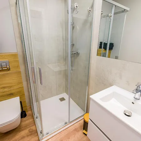 Partynice - Parking & Balcony - By Rentujemy *