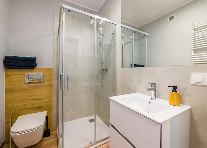 Partynice - Parking & Balcony - By Rentujemy